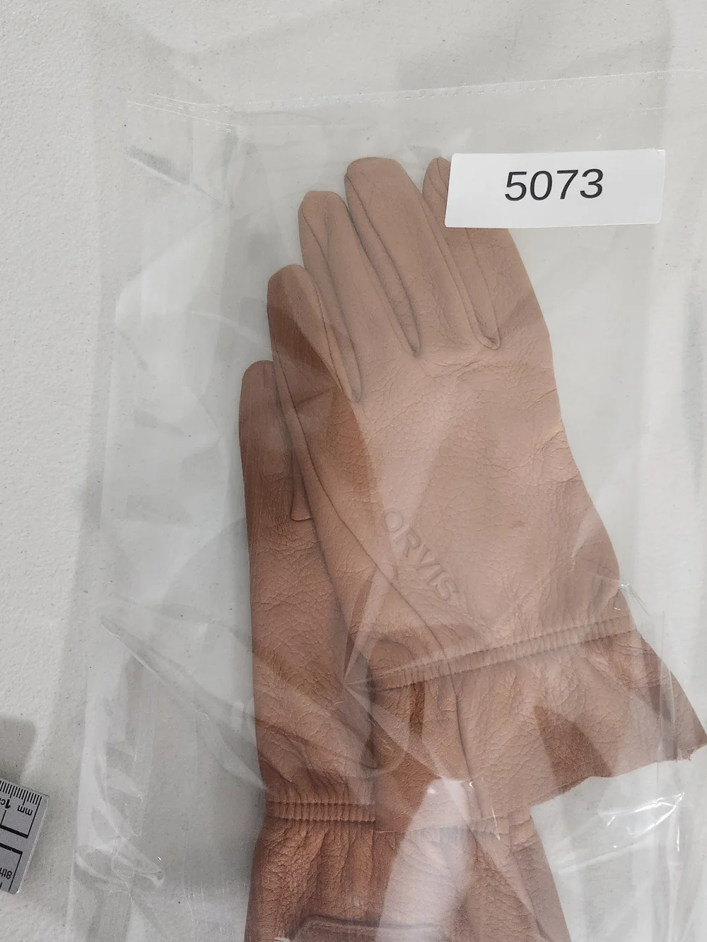 Orvis Chestnut Brown Leather Gloves